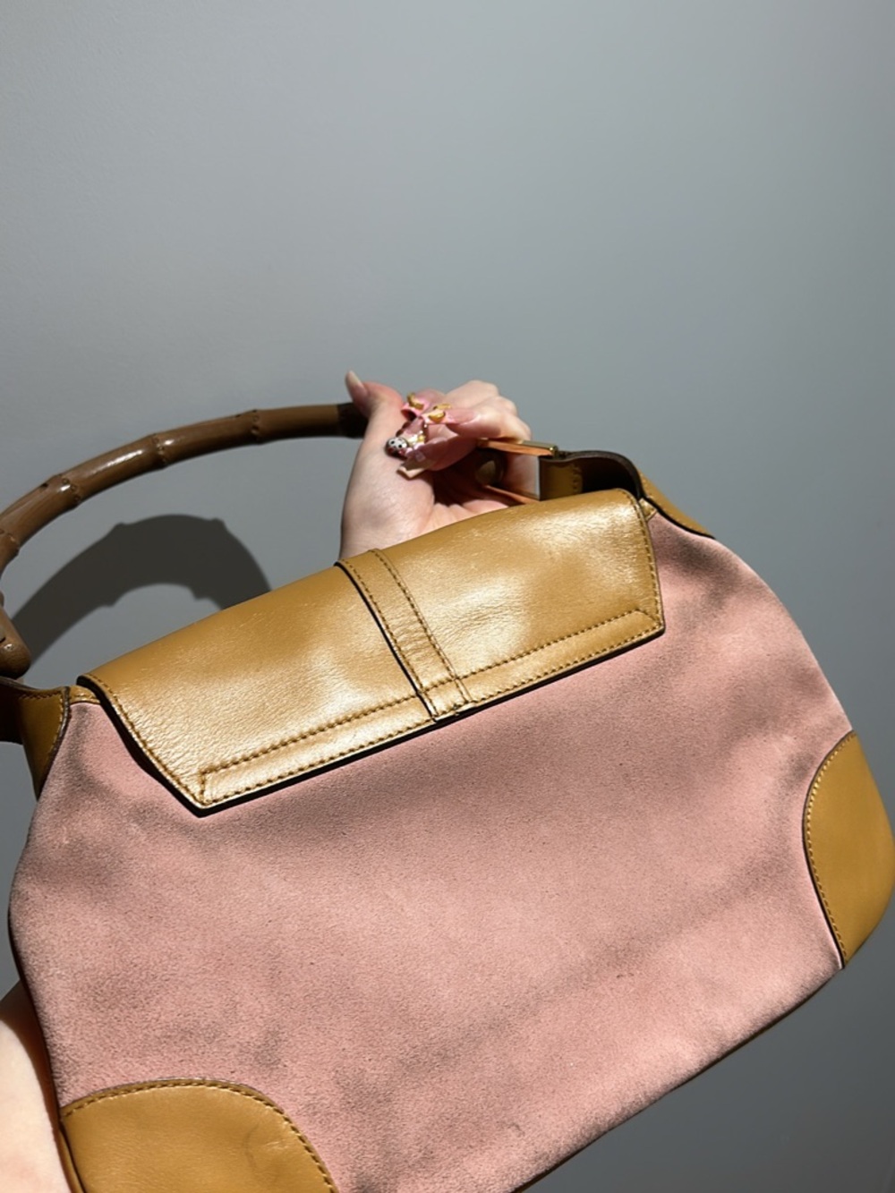 Gucci Pink Suede and Tan Leather Bamboo-Handle Shoulder Bag - Picture 2 of 3